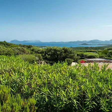 Cala Di Volpe Vista Mare E Piscina 펜션 *