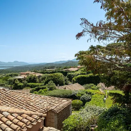 Cala Di Volpe Vista Mare E Piscina 펜션 *